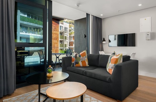 Sea Point Apartment | Comfort at The Avant with Pool and Braai @ Sea Point