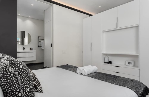 Cape Town City Centre Apartment | Luxurious Studio Apartment | Netflix | Wifi