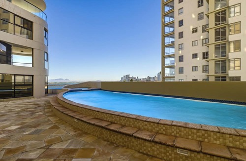 Strand Apartment | Beachfront Luxury 1,300 Sq Ft, Workspace, Air Con & False Bay Views