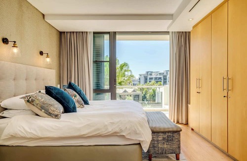 Victoria and Alfred Waterfront Apartment | 308 Juliette on the Waterfront Marina