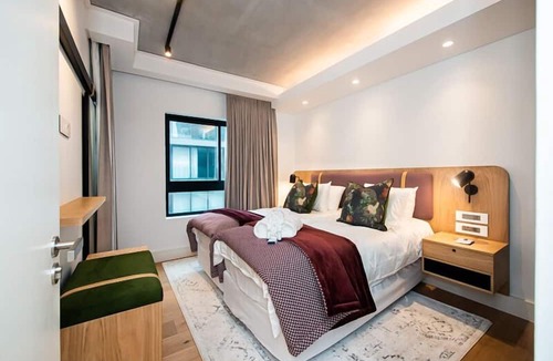 Sea Point Hotel | Latitude Aparthotel