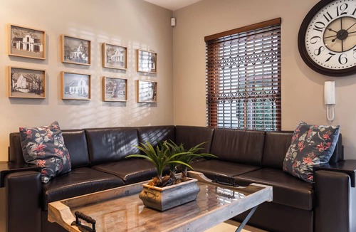 Stellenbosch Central Apartment | Spacious apartment in walking distance to wonderful restaurants in Stellenbosch
