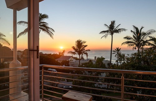 Shaka's Rock Apartment | Chakas Cove