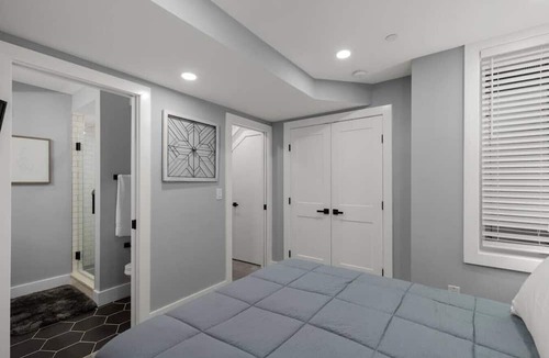 H Street Corridor Hotel | Prime Location+Steps from HStreet Corridor+Laundry