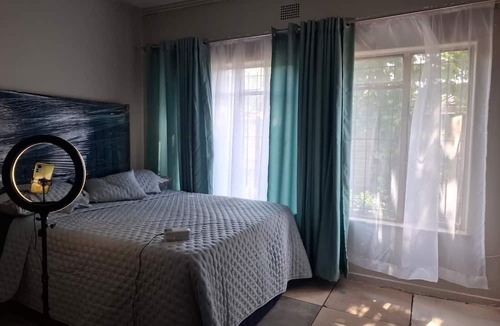 Pretoria House | Perfect 4-bedroom house ready for your relaxing getaway