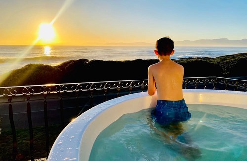 Gansbaai House | Casa Balena - The Seafront Whale House Experience