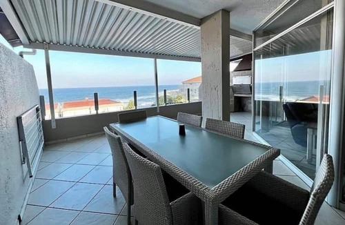 Margate Apartment | Uvongo Holiday's