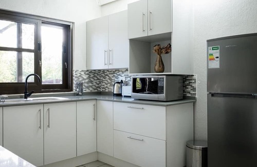 Hoedspruit House | Nkanyi Wildlife House and Cottage