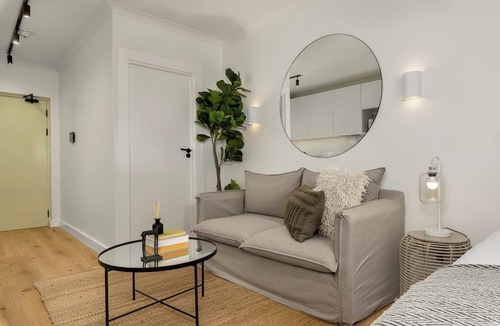 Sea Point Apartment | The Sage - Chic Studio in Vibrant Sea Point