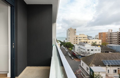 Sea Point Apartment | The Sage - Modern Studio in Vibrant Sea Point