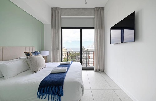 Schotsche Kloof Apartment | ONE26 ON M - Fluent Serviced Apartments