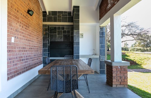 Zenzani Villa | Bali and Eva Midlands