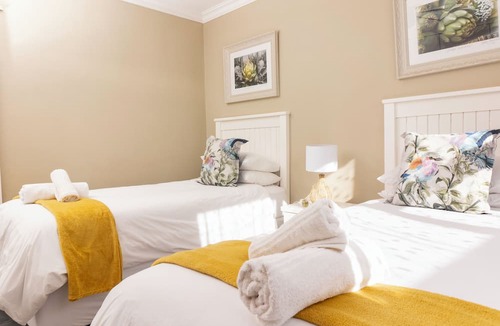 Komani Apartment | Amberdale Estate Self Catering