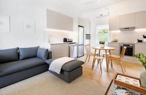 Stellenbosch Central Apartment | Middedorp Villa and Apartments