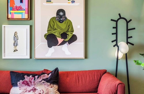 Sea Point Apartment | Picturesque Seaside Haven Aretzi