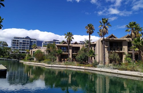 Victoria and Alfred Waterfront Apartment | Three Bedroom Apartment - fully furnished and equipped