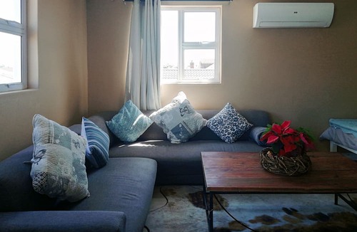 Muizenberg Apartment | Dawson's Creek Muizenberg