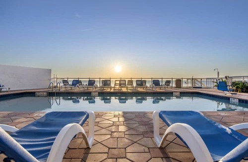 Seabreeze Park Hotel | Relaxing Retreat w/Balcony & Ocean View | Near Daytona Hotspots & Nightlife