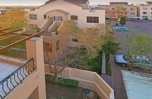 Lone Hill Apartment | Tuscan style loft, 2 patios, WiFi, Netflix , pool