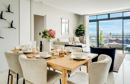 Cape Town City Centre Apartment | Cape Town Deluxe City Apartment Hafen Views