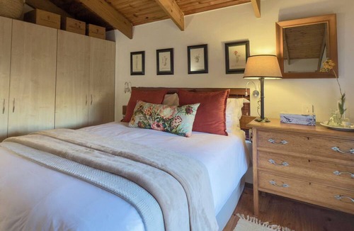 Somerset West Apartment | Theebos Anneline's Self Catering Apartments