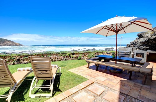 Herolds Bay Apartment | Oppiesee Selfcatering Apartments