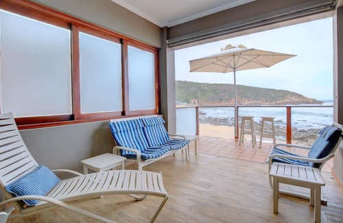 Herolds Bay Apartment | Oppiesee Selfcatering Apartments