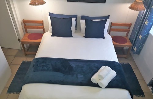 Gansbaai Apartment | Oom Piet Self Catering Accomodation