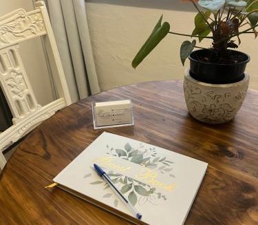Hilton Bed & Breakfast | Maple and Vine