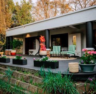 Greater Johannesburg Metropolitan Area House | Hyde Park Eco-Tourism Village and Spa