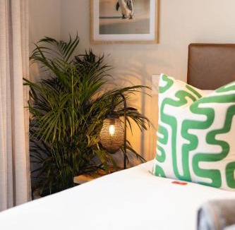 Hermanus City-Centre Apartment | Hermanus Waterfront Apartments