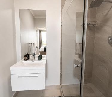 Observatory Apartment | The Winchester Rooftop Pool & Gym, Observatory