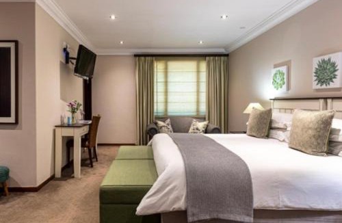 Eikenbosch House | The Greenhouse Apartment