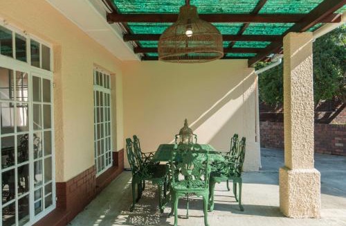 Walmer Apartment | Cottage on 10th
