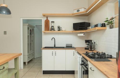 Walmer Apartment | Cottage on 10th