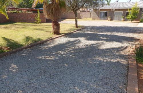 Kuruman House | Chrisand Guesthouse