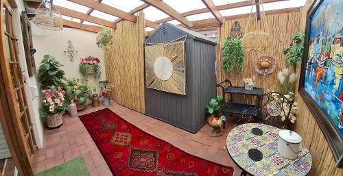 Edgemead Apartment | Meerendal Cottage-Affordable Luxury-Private Garden with Pool & Hot Tub