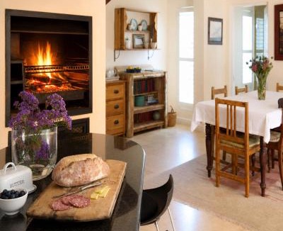 Vermont House | Perlemoen House A Stone's Throw from the Ocean