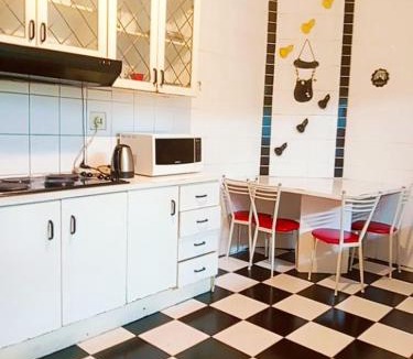 Salt River House | Adams central stay