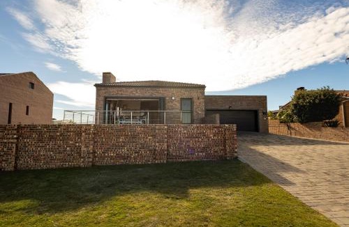Gansbaai House | SEA Stay