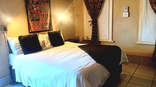 Ladysmith House | Budleigh Guesthouse