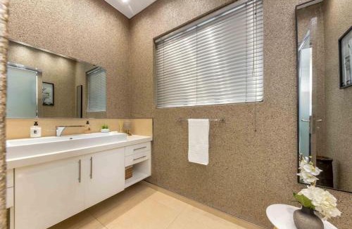 Bishopscourt Villa | Solara Luxury Villa-Bishops Court