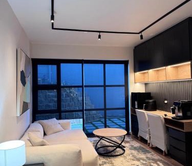Trawal Apartment | The Laurent Durbanville