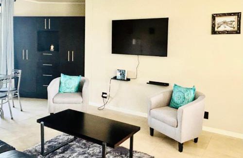 Century City Apartment | AY Island Club Luxury Apartments