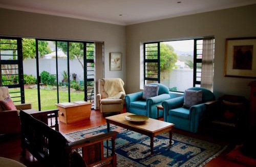 Kleinmond House | Fynbos & Ocean