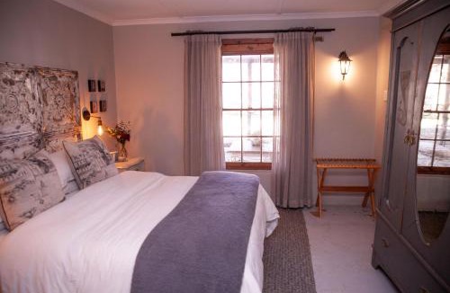 Nieu-Bethesda Apartment | Compass View