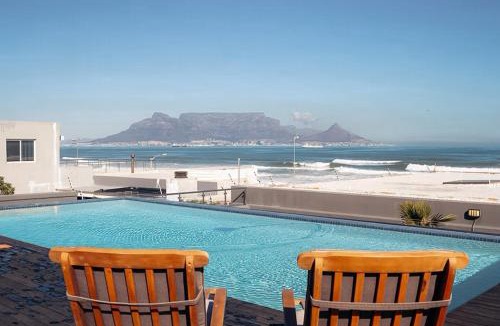 Bloubergstrand Apartment | Infinity 2BR Seaside Stay - Steps from Blouberg Beach