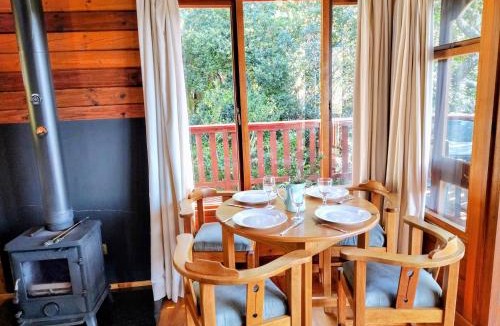 Victoria Bay House | Forest Edge Hideaway -Six on Imbali