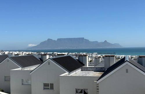 Big Bay Apartment | Big Bay Bliss, Ocean And Mountain Views