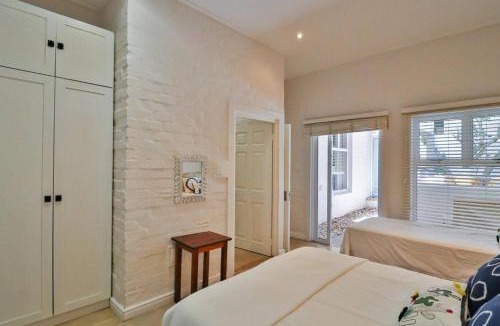 Franskraal Apartment | Vinho Verde Villa, Franskraal Sea Views & Jacuzzi
